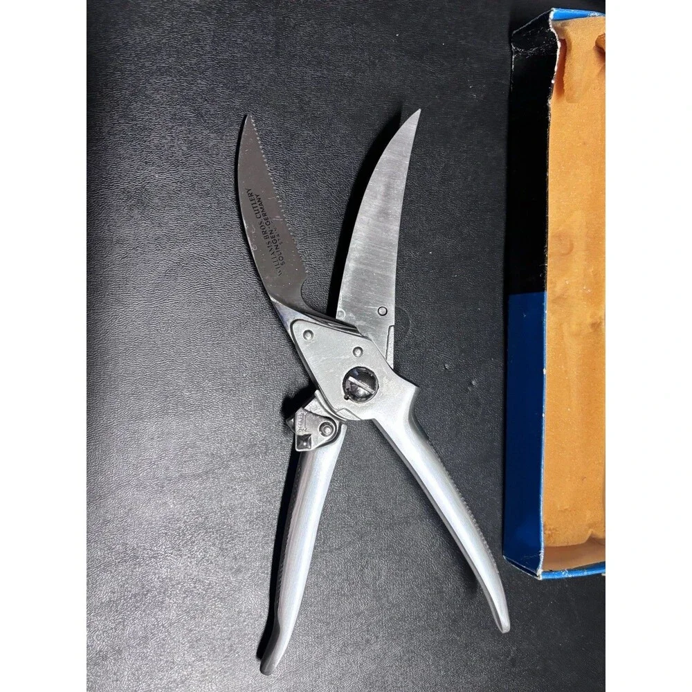vintage pair of Apollo SG 961 poultry shears from Germany